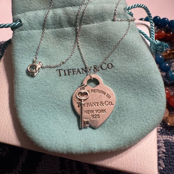 Tiffany & Co. Silver Heart and Key Necklace - Picture 2 of 3